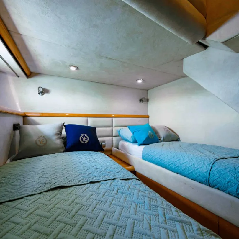 Luxury Yacht Rental in Cozumel: La More : Luxury Yacht rental in Cozumel: La More27