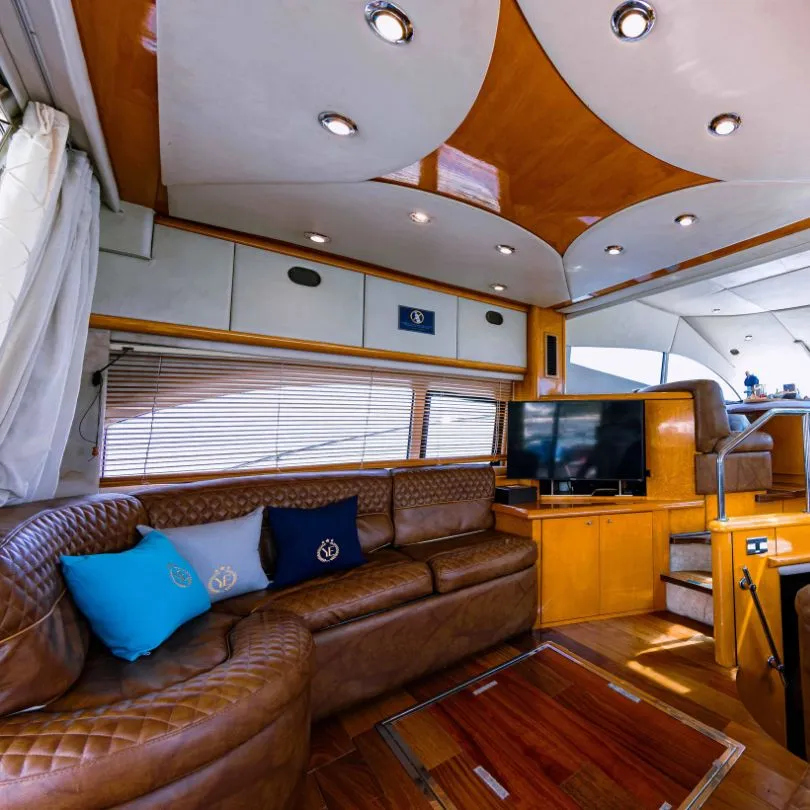 Luxury Yacht Rental in Cozumel: La More : Luxury Yacht rental in Cozumel: La More34