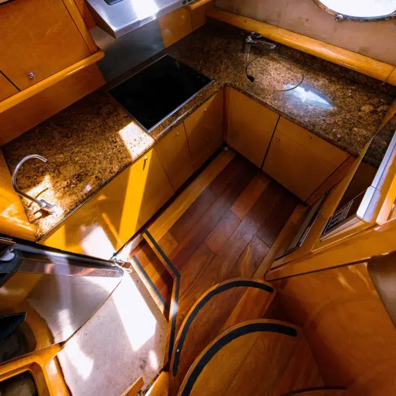 Luxury Yacht Rental in Cozumel: La More : Luxury Yacht rental in Cozumel: La More38