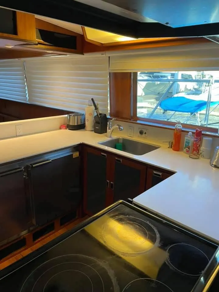 RENTA-DE-YATES-DE-LUJO-EN-LA-PAZ-_OHANA_6